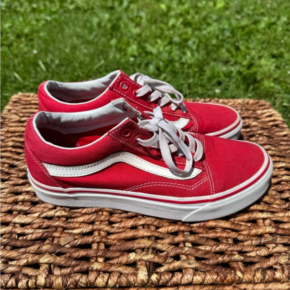 Vans Red & White Women’s Shoes - Picture 4 of 7